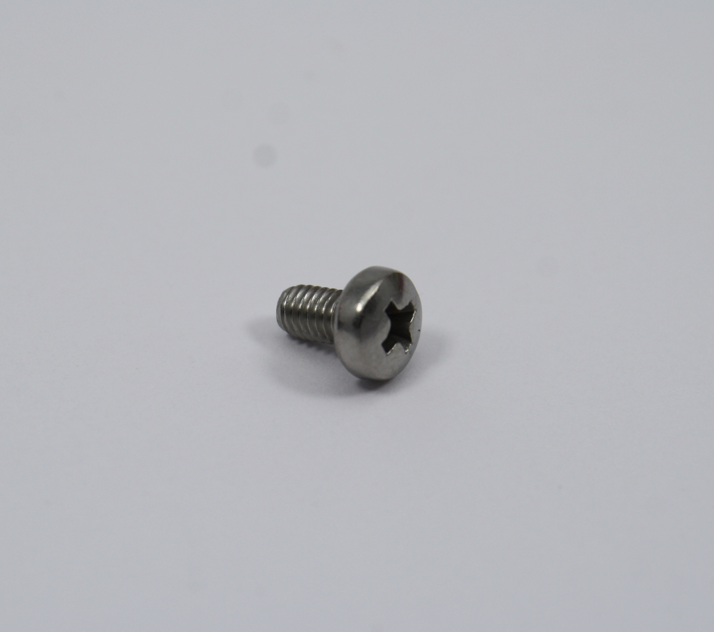 100 M3x6 Nirosta Kreuzschlitzschraube für Schienenverbinder Spur G