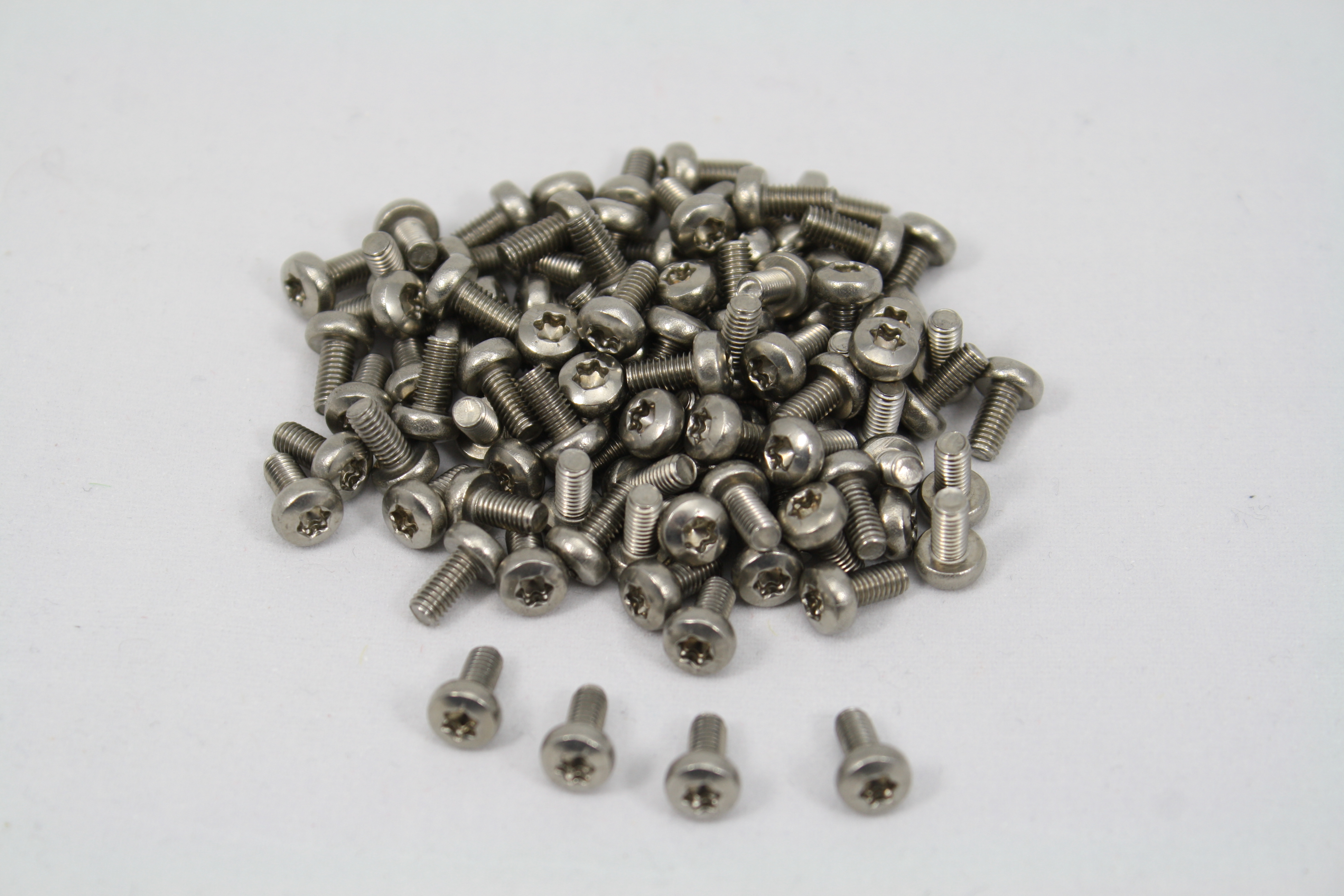 100 M3x6 Nirosta Torx Schraube für Schienenverbinder Spur G