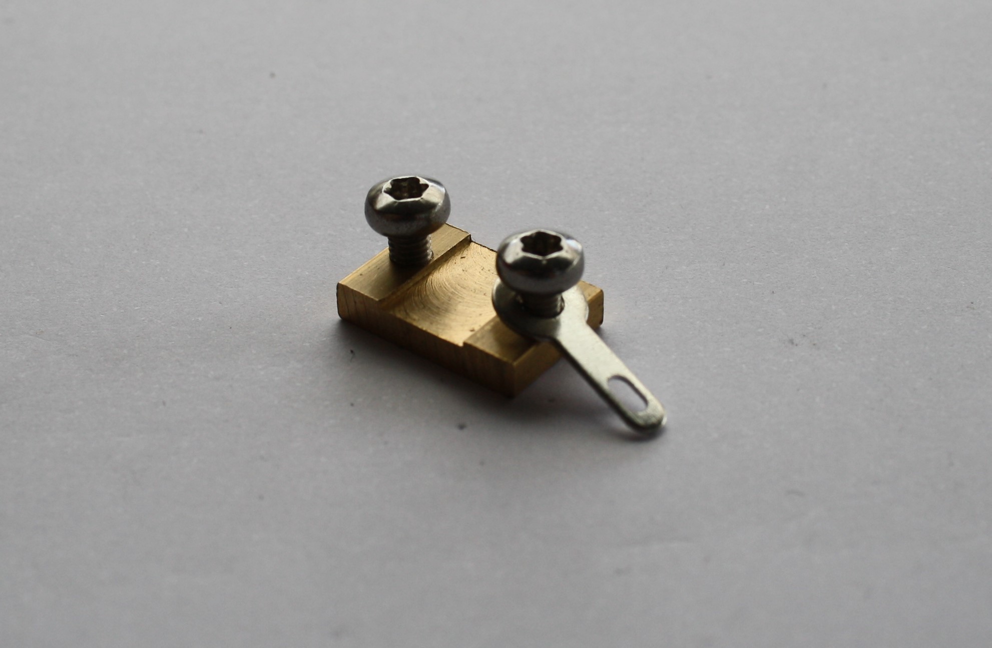 10 Gleisanschluss Klemmen Spur G mit Nirosta Torx Schraube